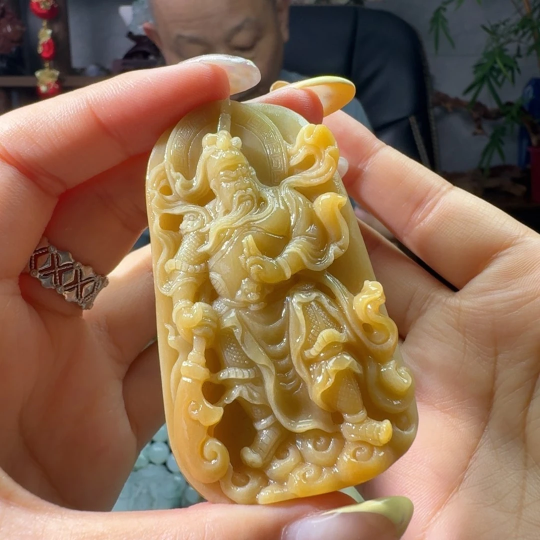 定制翡翠未镶嵌关公