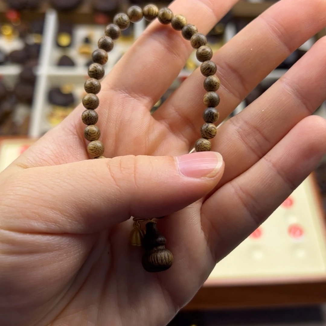 x***n木质类单珠随行脖挂配饰