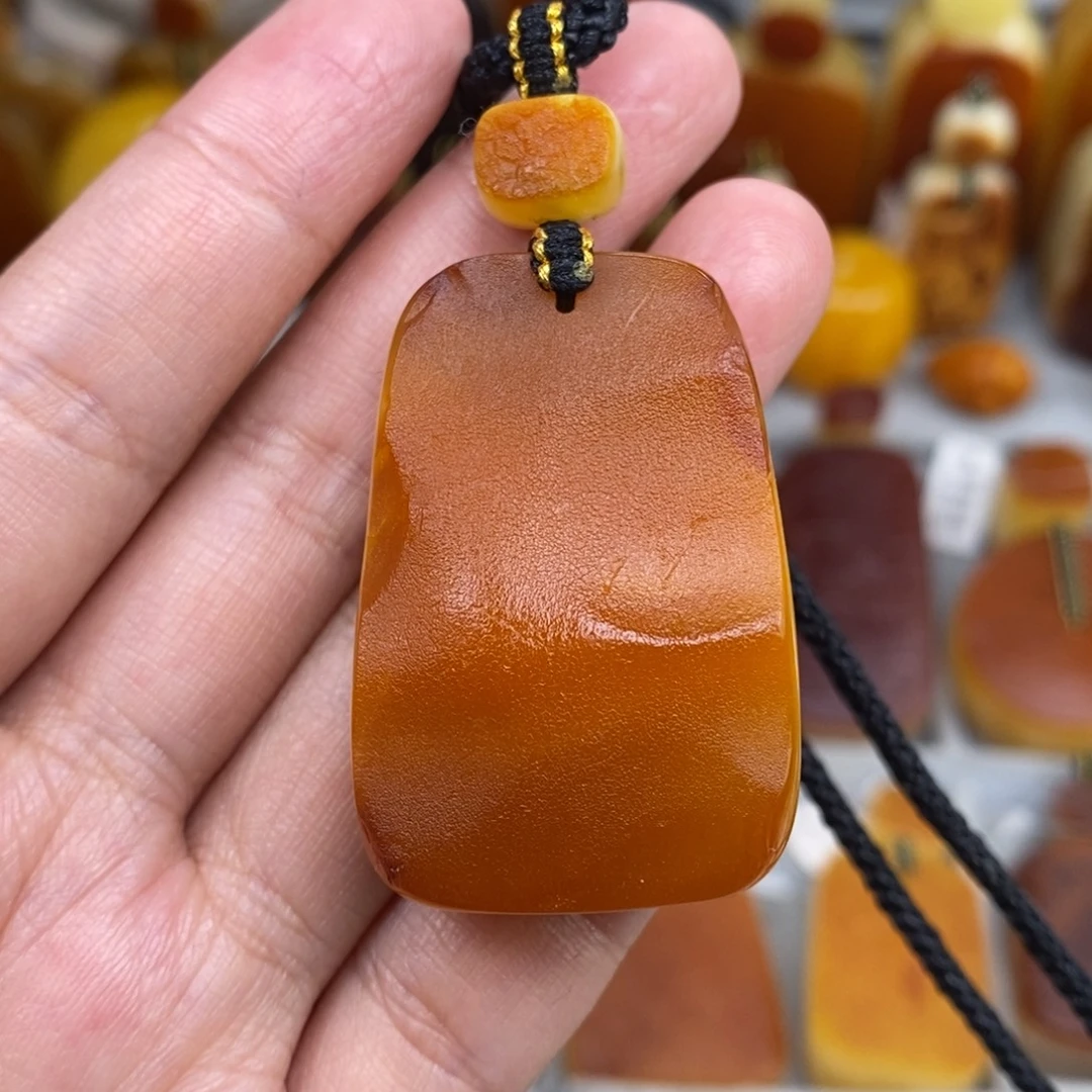 琥珀未镶嵌珠宝奇石