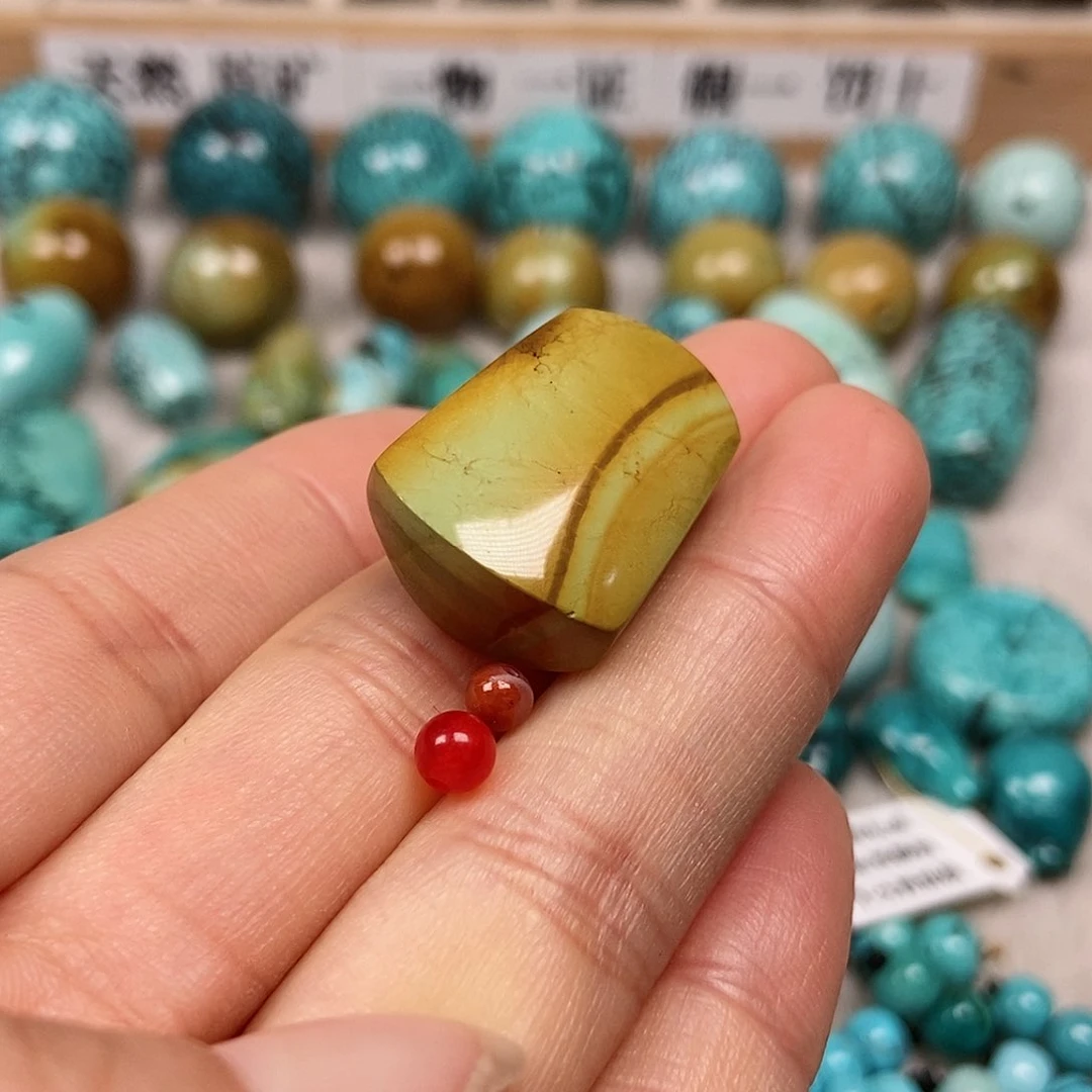 未镶嵌南红玛瑙珠宝半成品伊**一