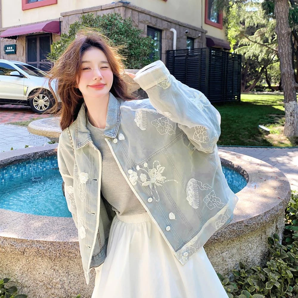 蕾丝刺绣拼接牛仔外套女秋秋法式减龄浪漫复古流行超好看上衣夹克