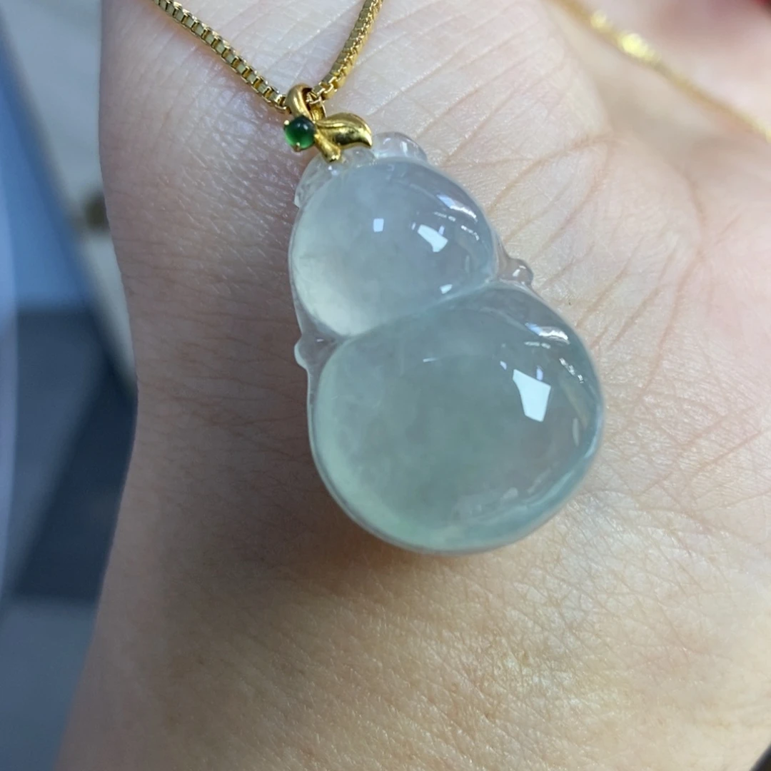 【闪购商品】颈饰18K金镶嵌翡翠77