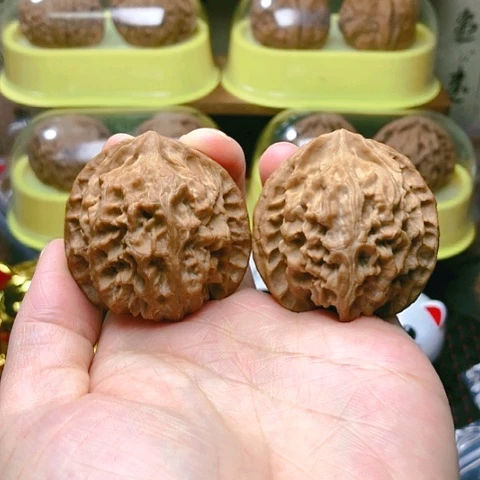 【闪购商品】文玩核桃吊坠苹果园