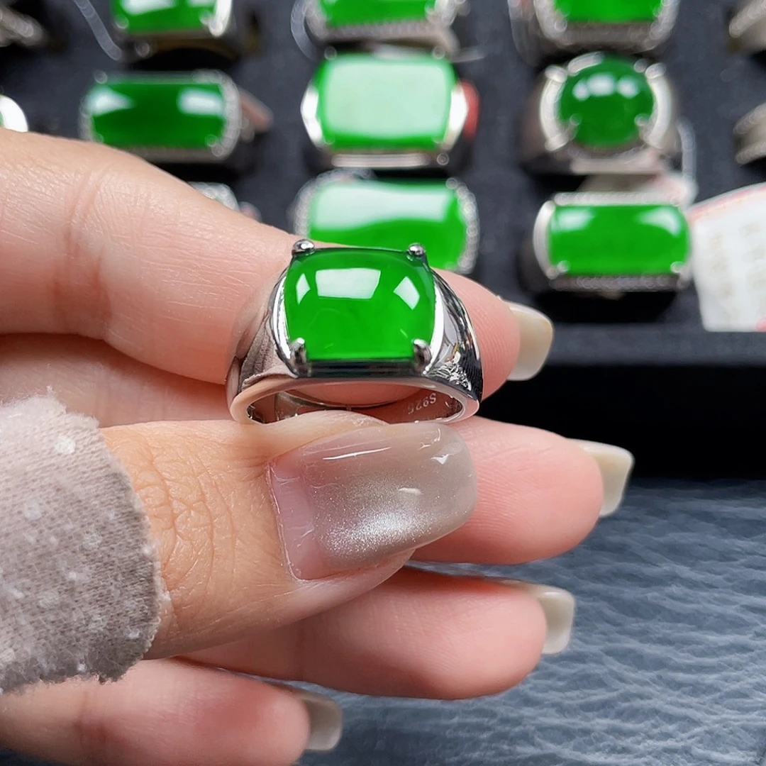 翡翠银S925镶嵌戒指天然A货翡翠没运费险3788