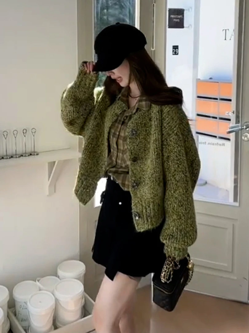 绿色毛衣针织25秋法式独特精致高级感chic别致气质漂亮冷淡系上衣