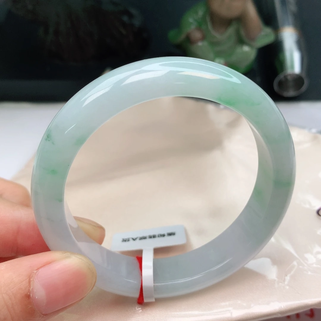 未镶嵌手镯翡翠翡翠手镯