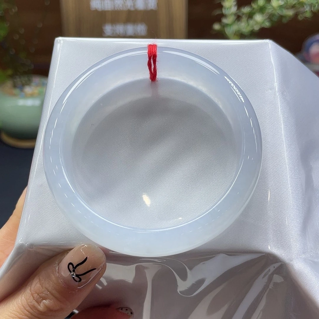 翡翠未镶嵌手镯61 号