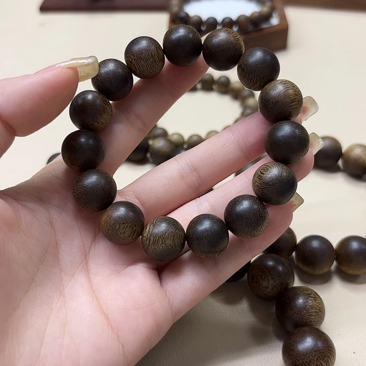 吖***东手串沉香沉香手串15
