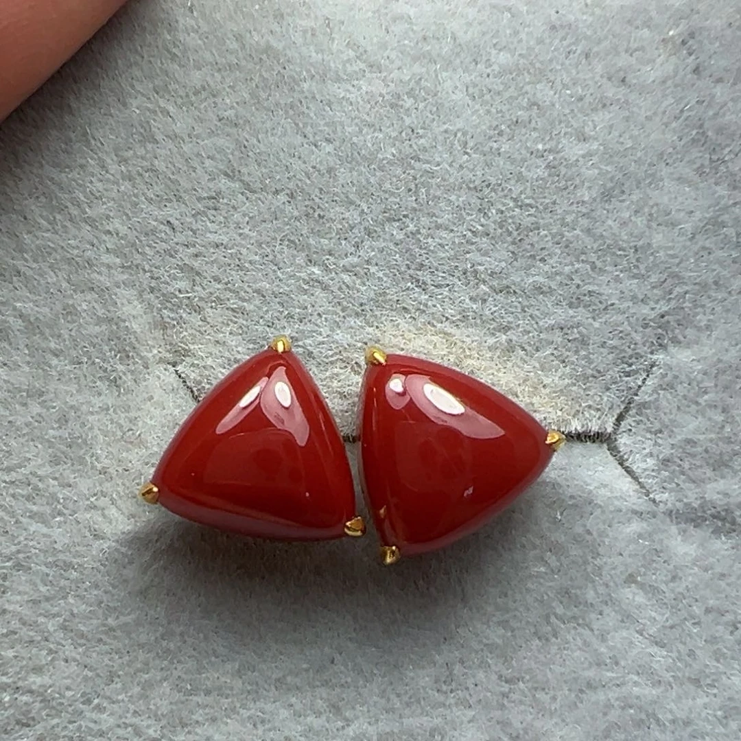 南红玛瑙18K金镶嵌耳钉