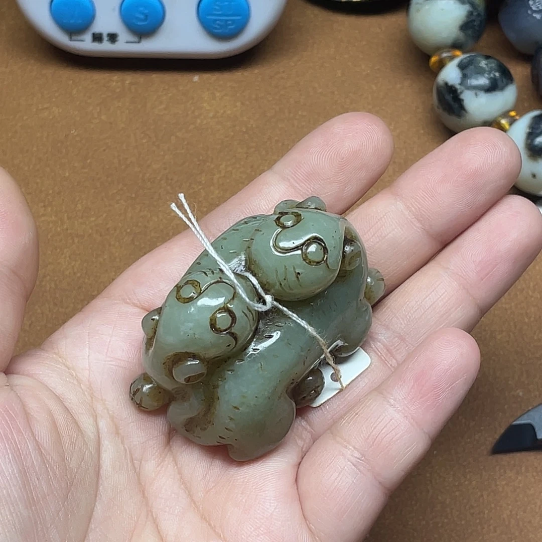 和田玉未镶嵌挂件