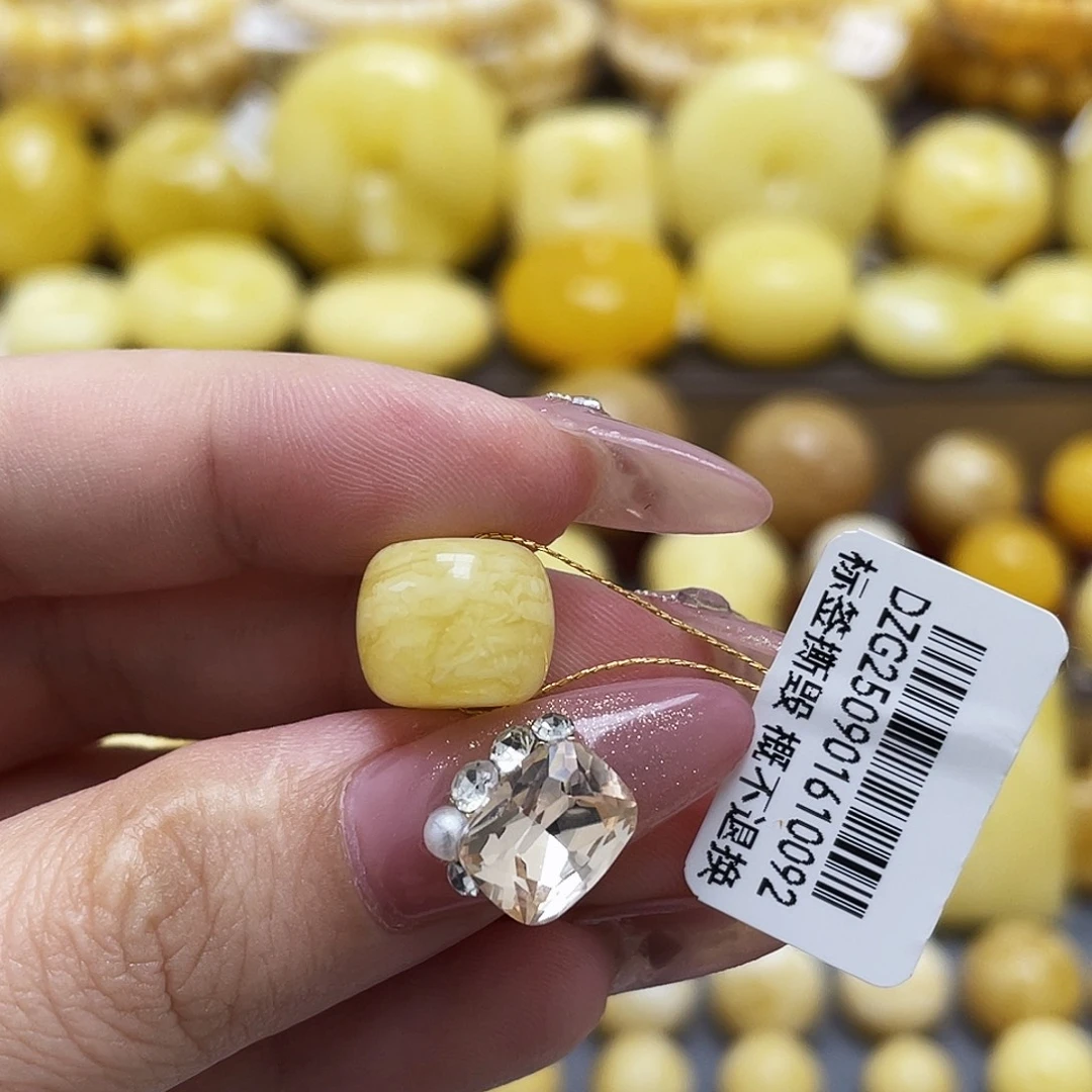 裸石琥珀未镶嵌11.8*10.1mm虎皮妖花老型