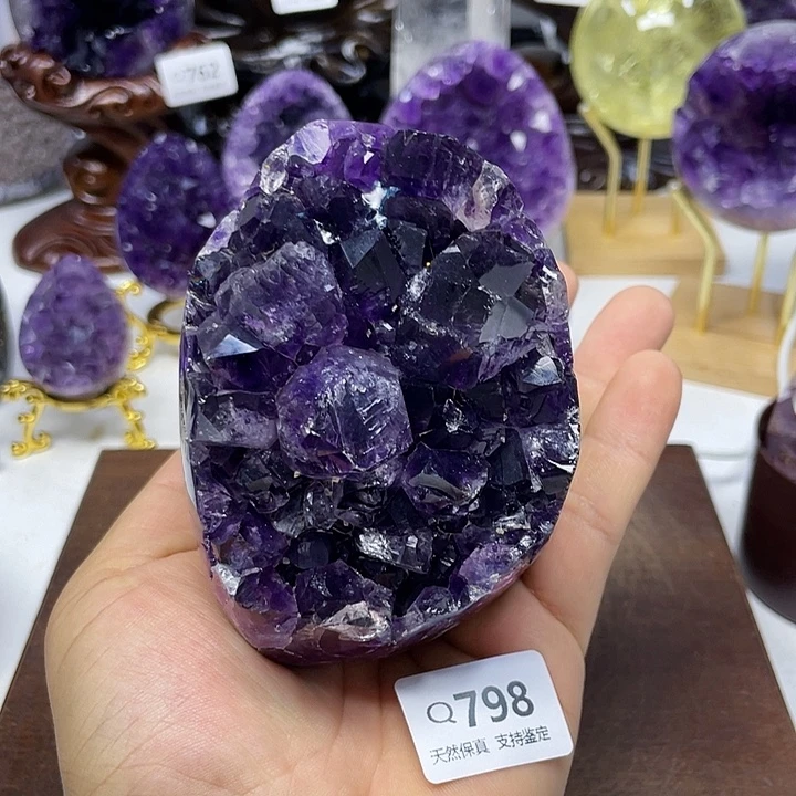 水晶未镶嵌大型摆件（非配饰）