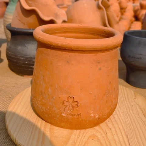 红陶口14高25微瑕