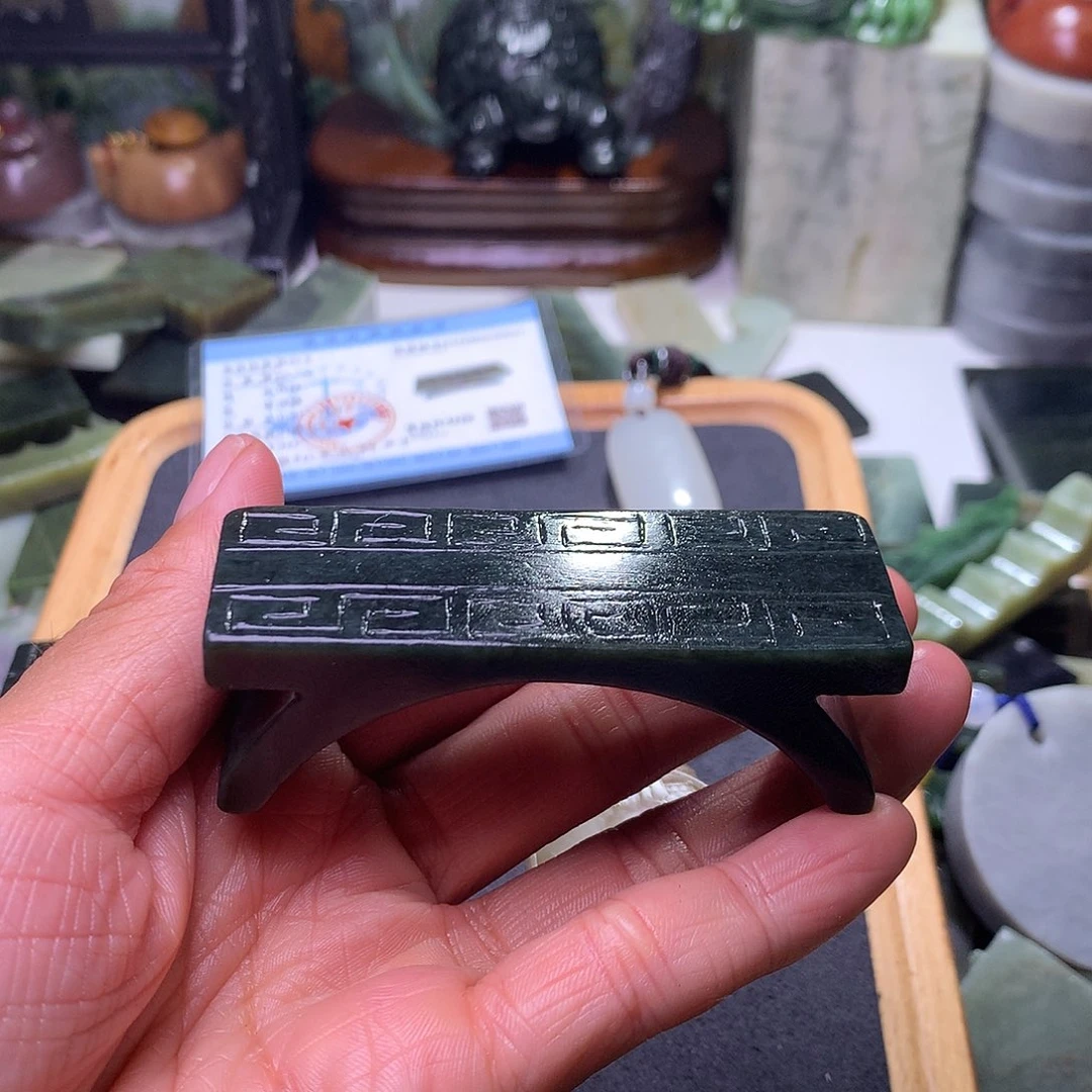 和田玉（糖玉）未镶嵌颈饰