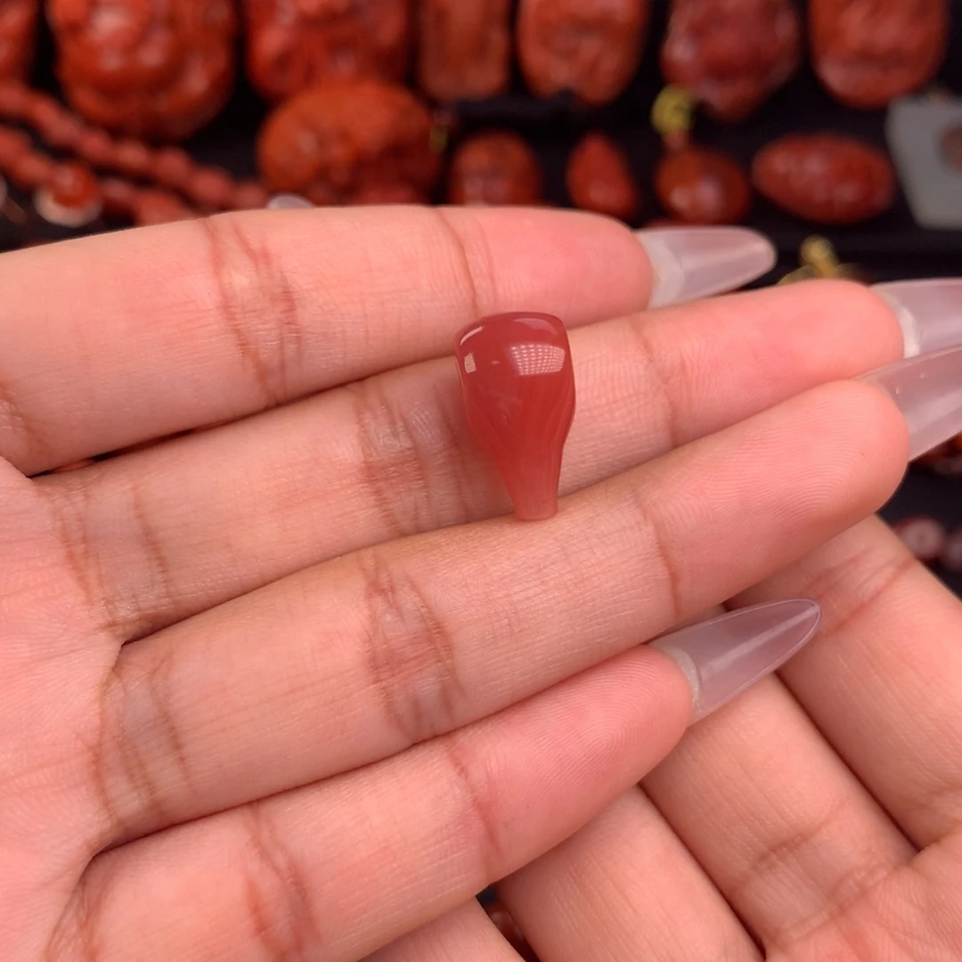 南红玛瑙冰红三通9+未镶嵌