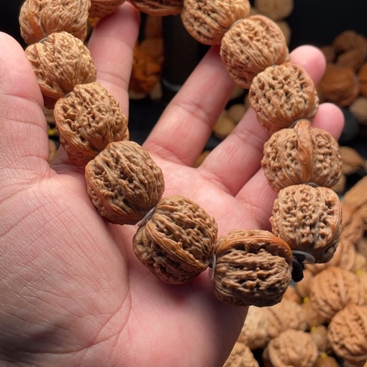 文玩核桃吊坠释*?2楼子