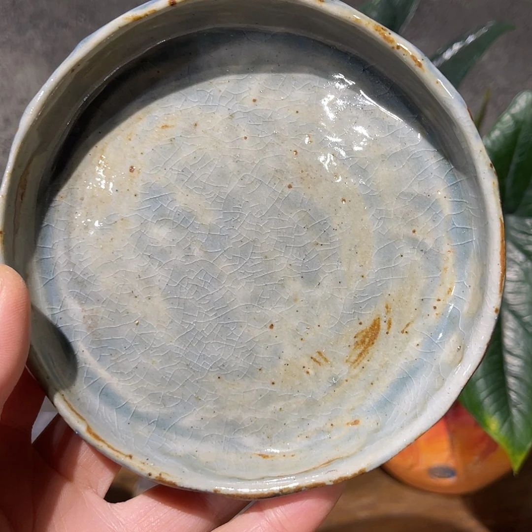 手捏托盘10.5厘米左右