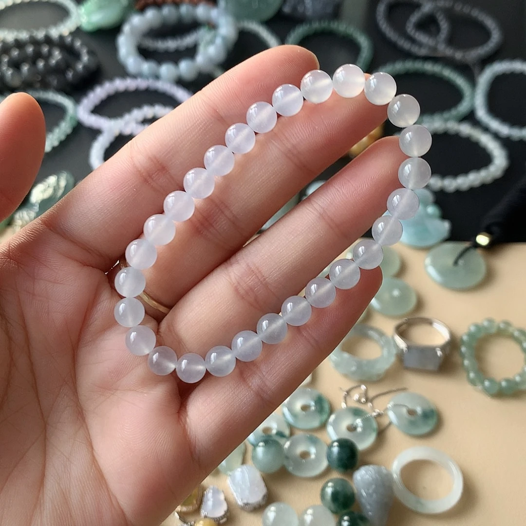 翡翠未镶嵌颈饰手串