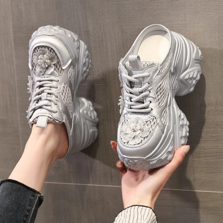 老爹鞋女无后跟欧洲站轮胎底网红半拖鞋2025新款厚底运动休闲鞋潮