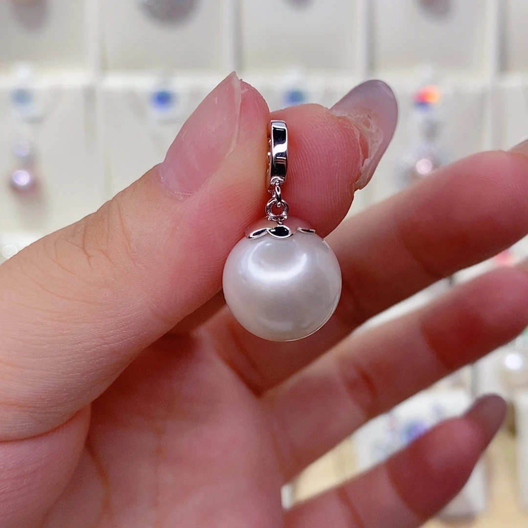 淡水珍珠银S925镶嵌吊坠(赠链)