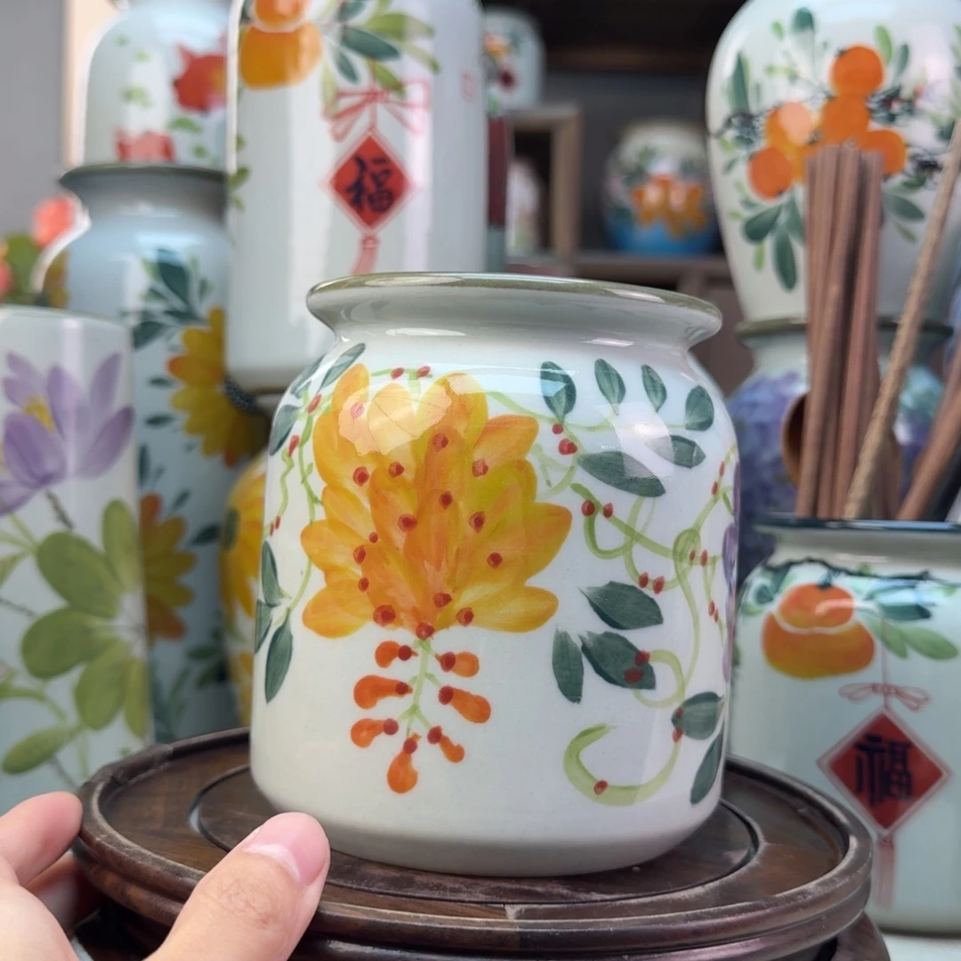 景德镇纯手绘陶瓷花瓶