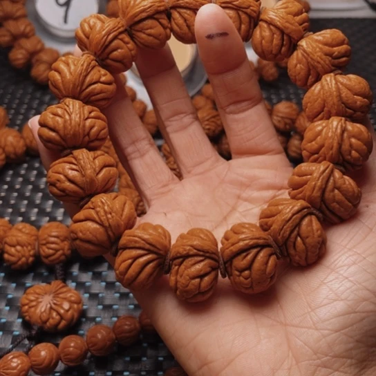 桃核手串龙纹桃核