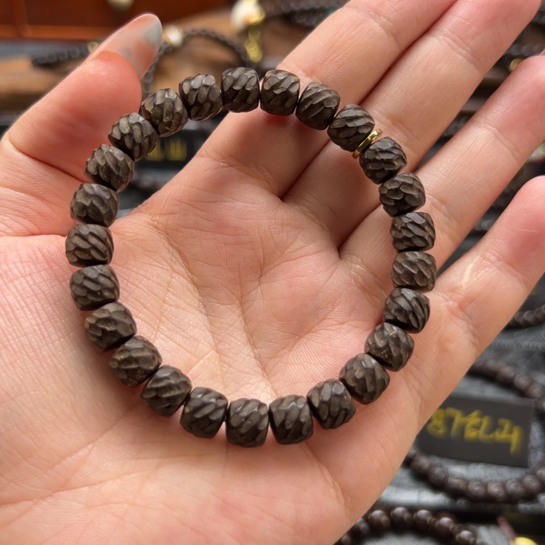 B***Y吊坠椰蒂98龙鳞单圈