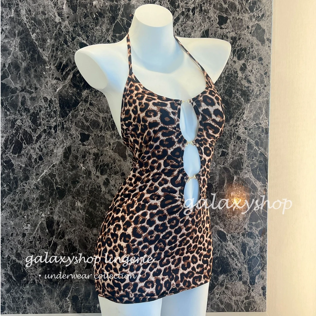 猫什么喵pro·夏日透气款*金属扣镂空*挂脖豹纹贴身连衣裙