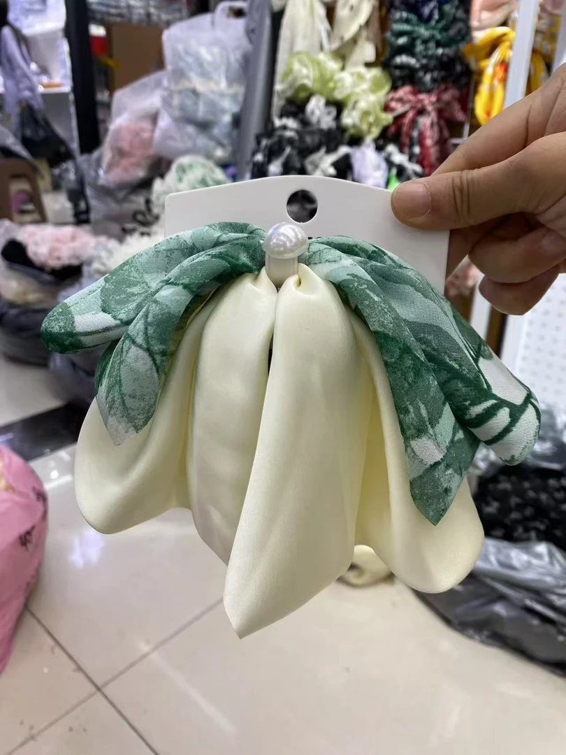 日韩温柔女清新仙女风白色缎面百搭发夹甜美抓夹高又马尾夹福利款