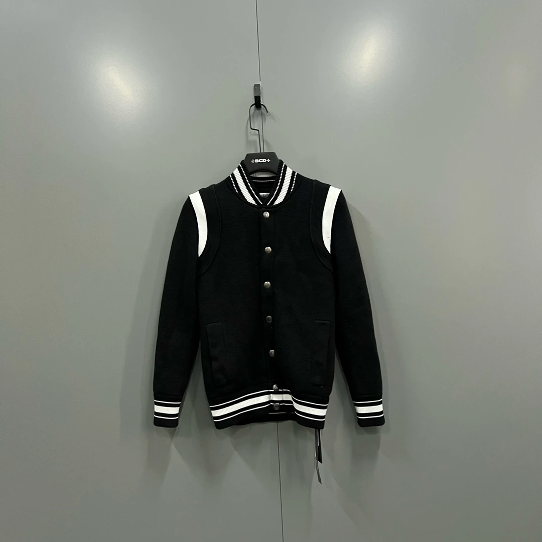 99新 Givenchy/纪梵希 h910 拼色背后logo夹克 S码 017012