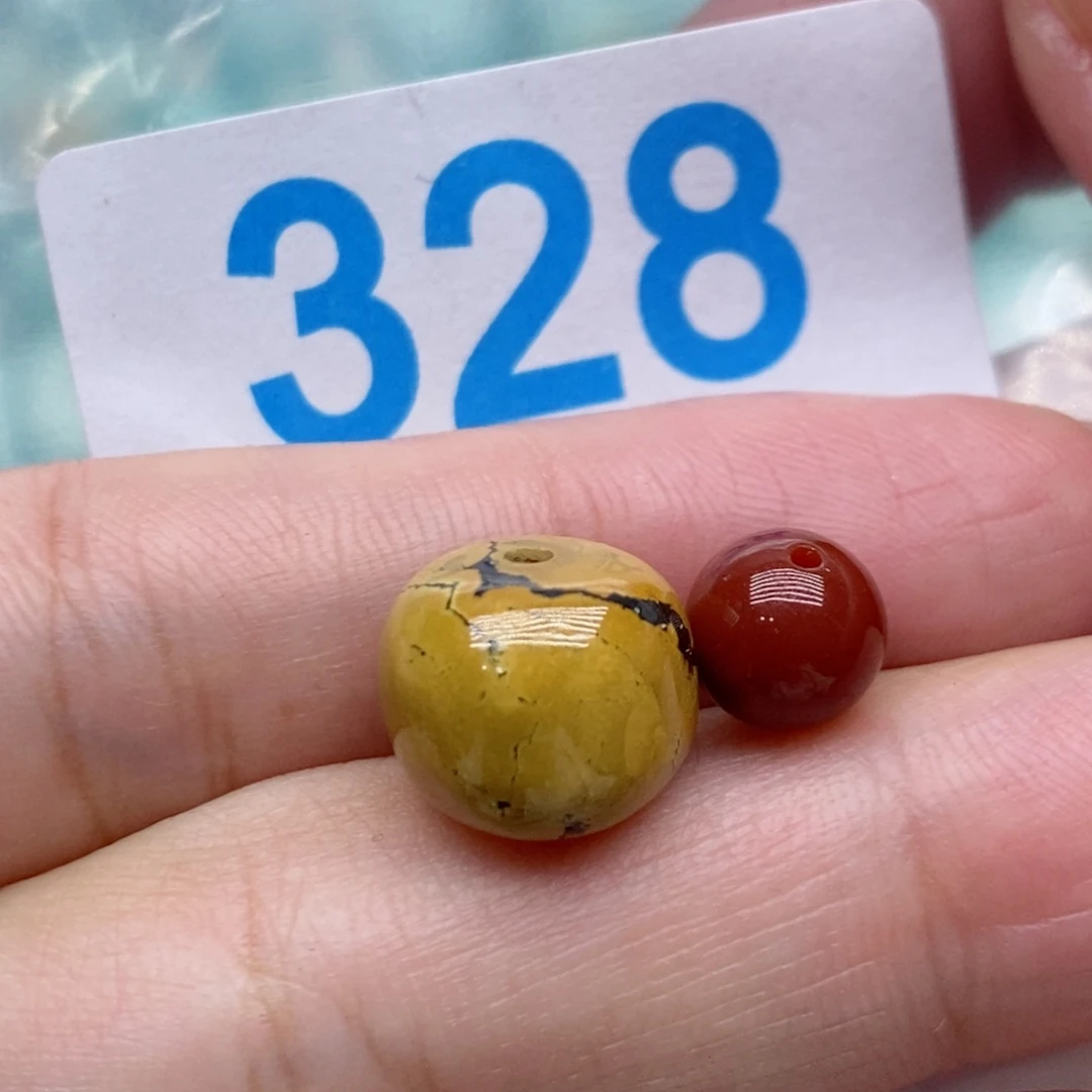 南红玛瑙未镶嵌珠宝奇石