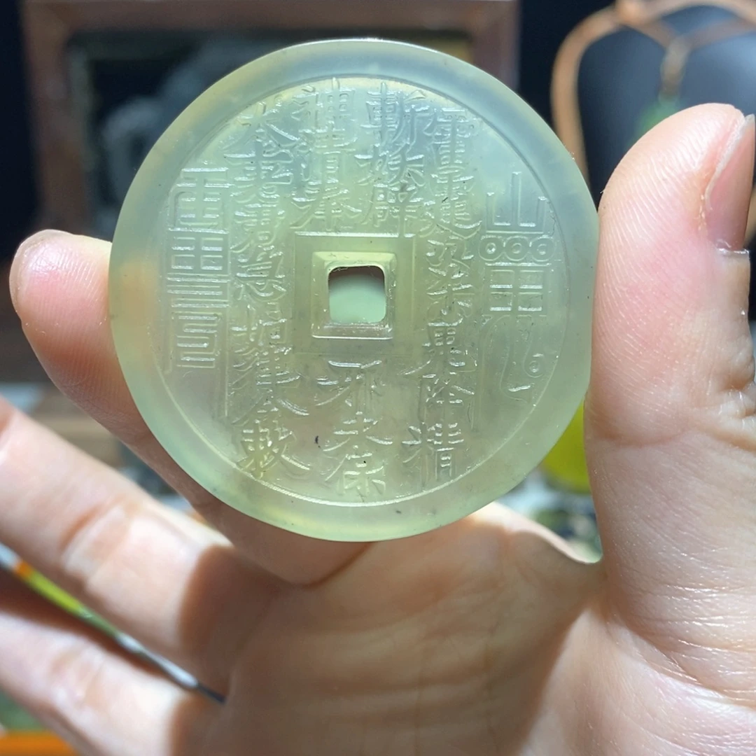 岫玉未镶嵌颈饰颈饰2