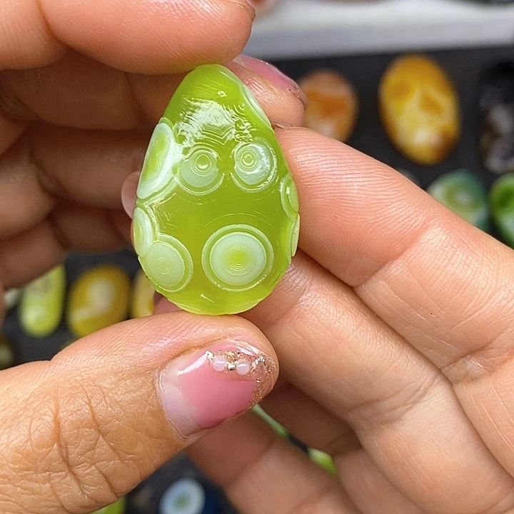 水滴款奇石果绿色，
