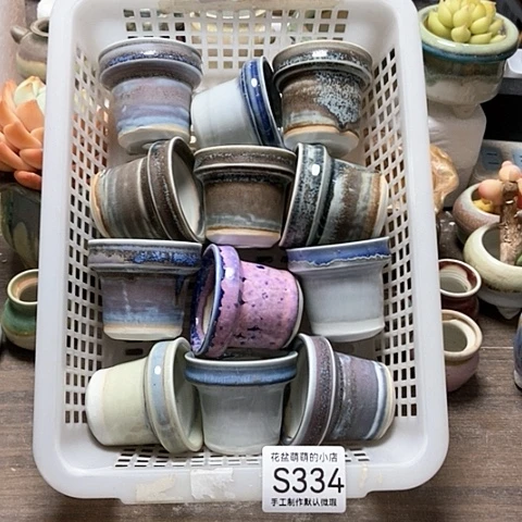 紫砂花盆一**行334微瑕品口径5厘米左右的
