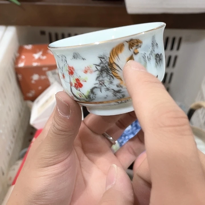 陶瓷茶具全部清清完回家过年