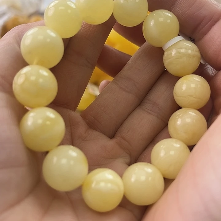未镶嵌琥珀珠宝奇石