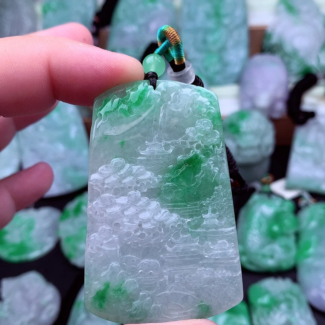 吊坠(不含链)未镶嵌翡翠