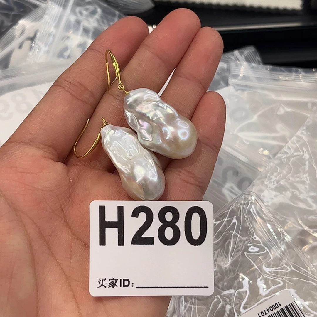 银S925镶嵌耳饰淡水珍珠