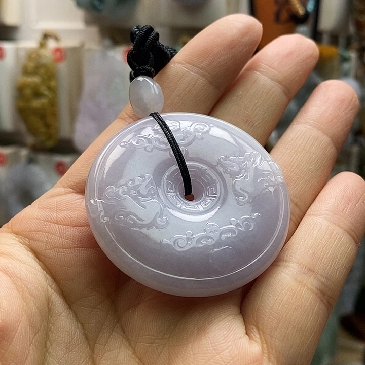 矮***锅颈饰未镶嵌翡翠每天