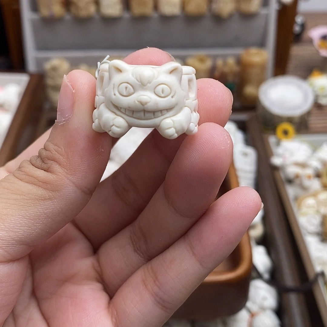 鹿骨把件c12鹿角龙猫跑环