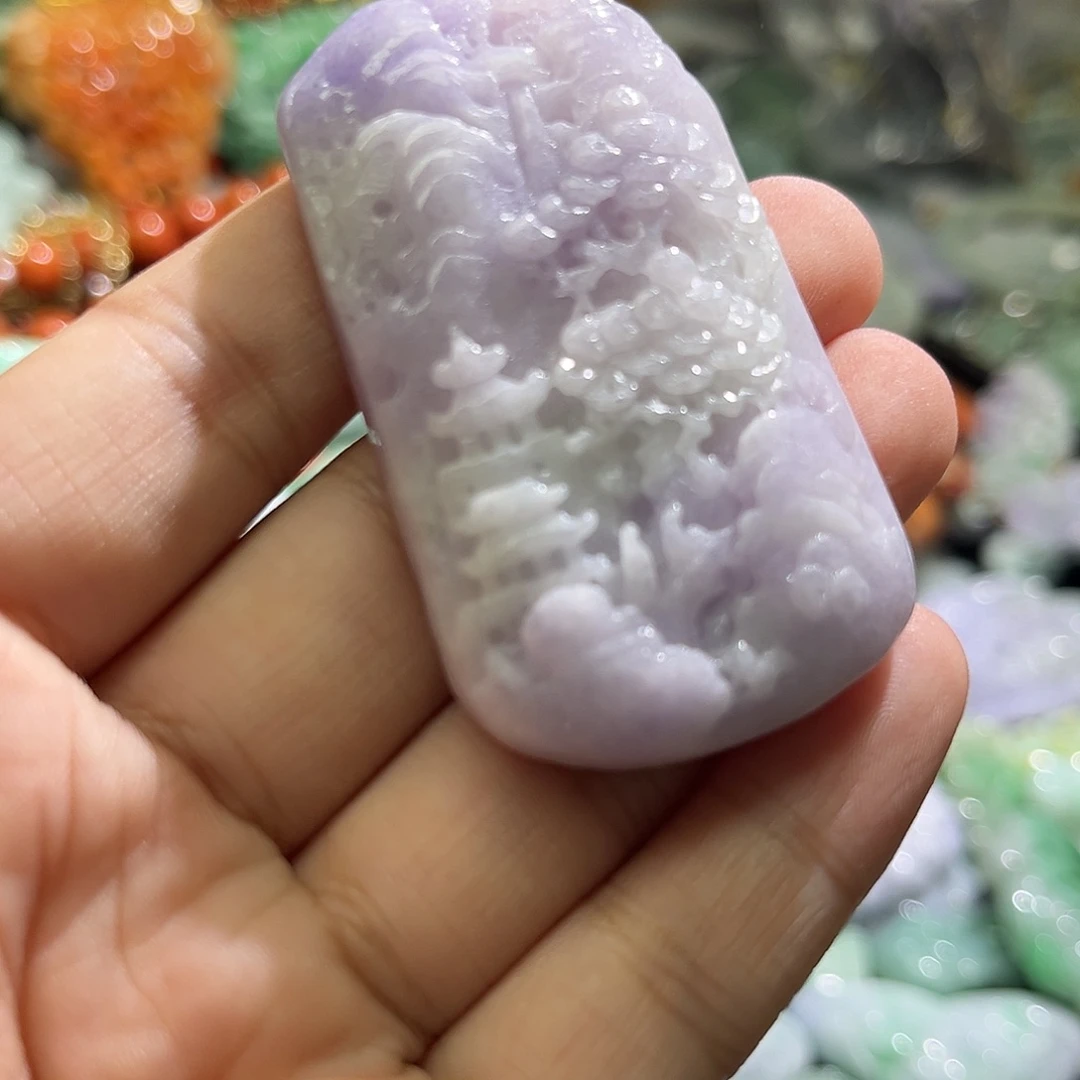 翡翠未镶嵌颈饰待编织