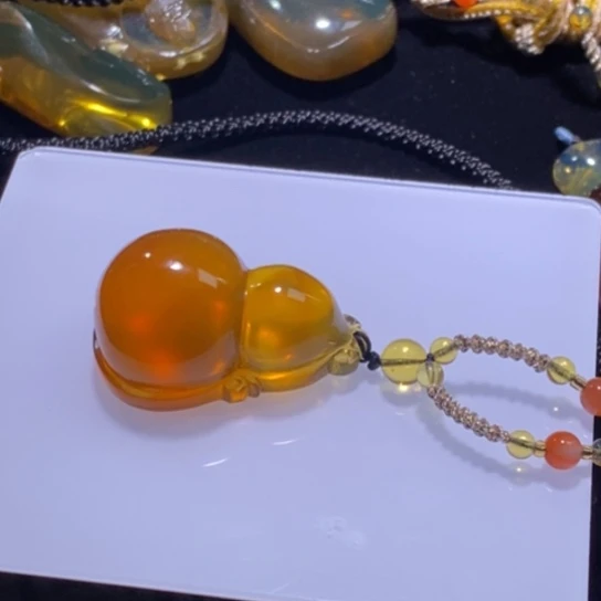 琥珀未镶嵌裸石葫芦