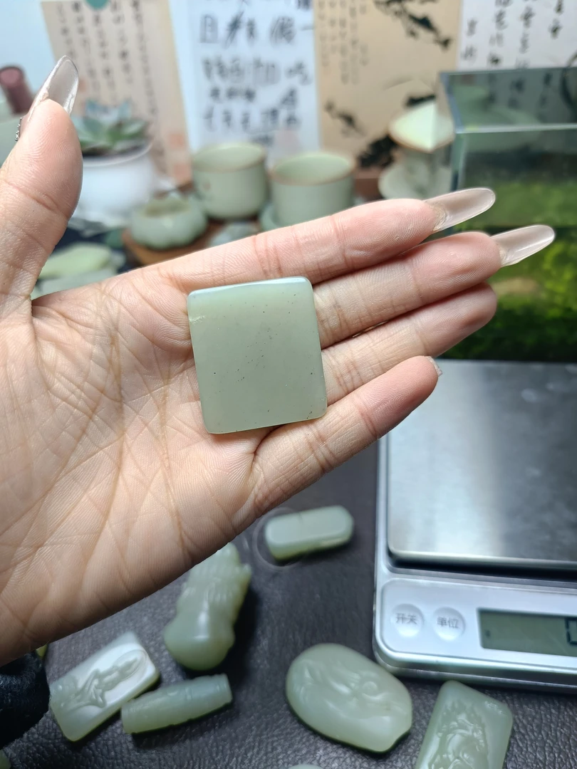 新疆和田玉且末料