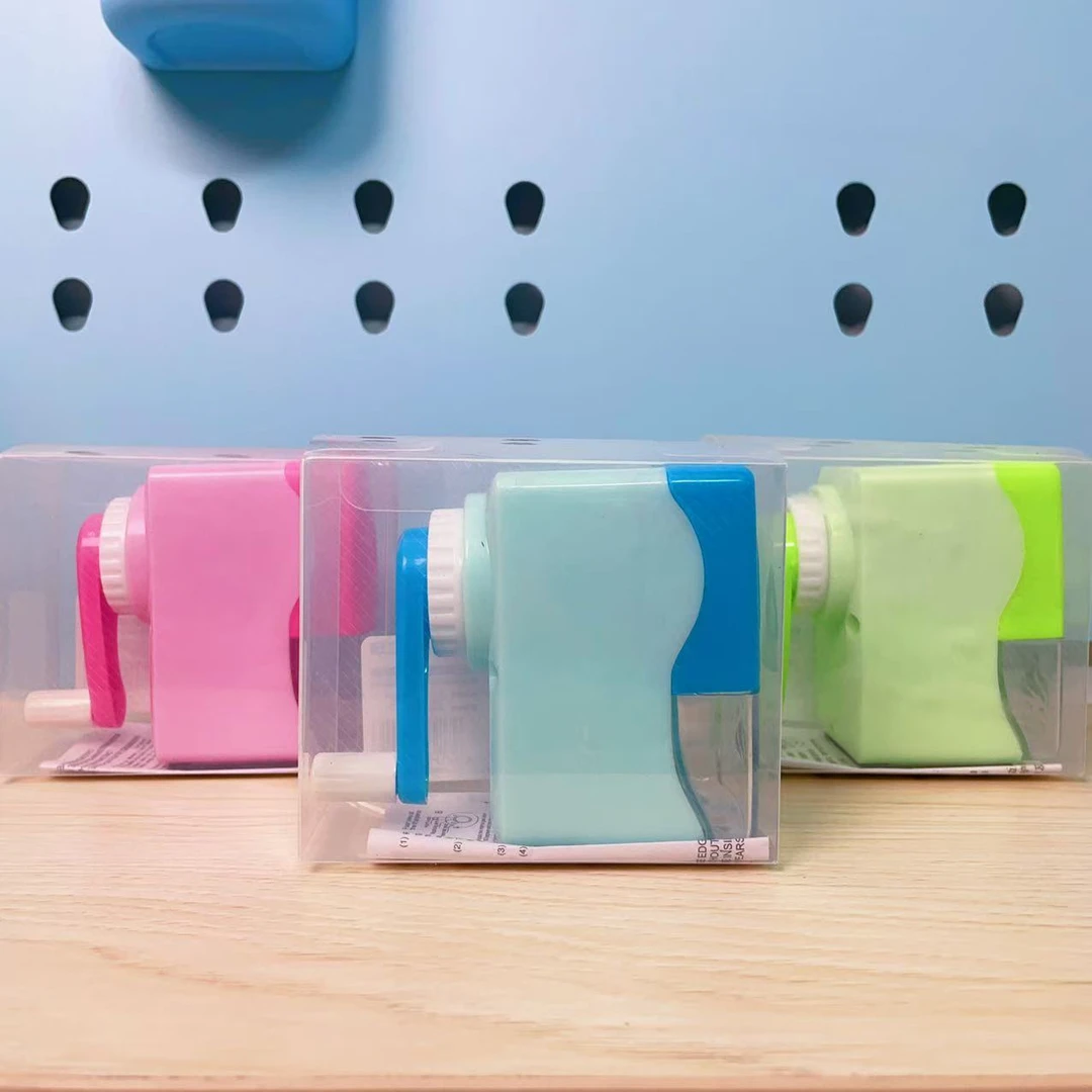 童乐屋自动吸进笔削笔机No.7601（颜色随发）