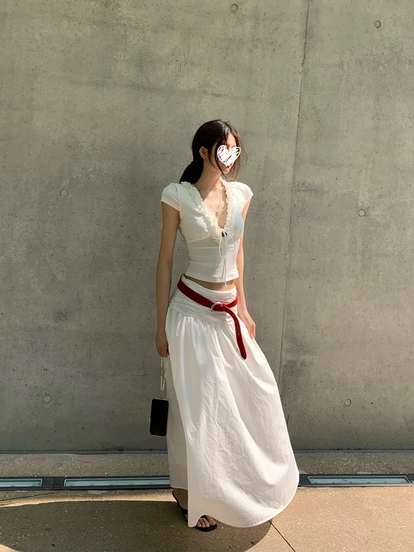 韩系甜辣木耳边显瘦短袖t恤女收腰纯欲半身裙套装