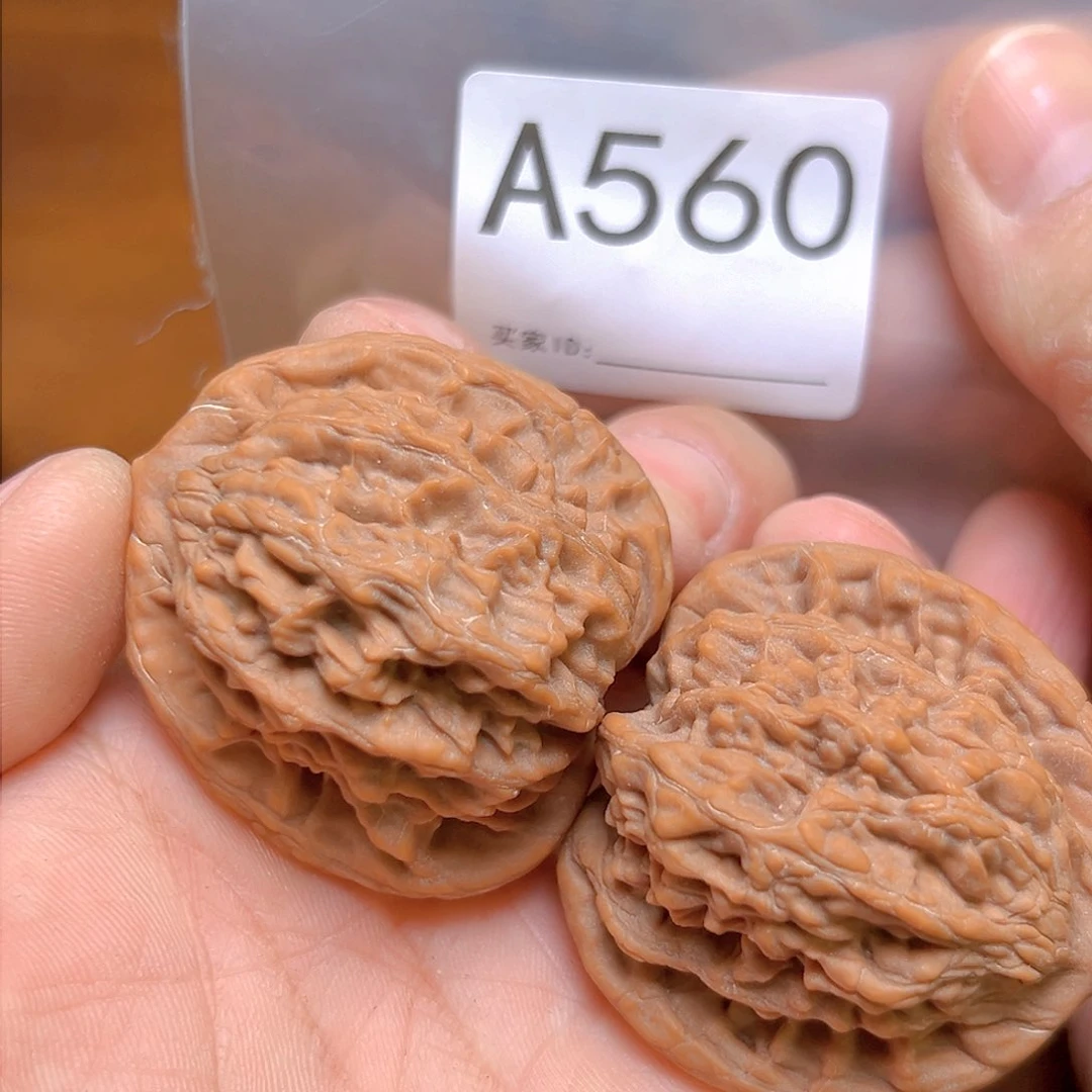 文玩核桃吊坠43 麦穗虎头