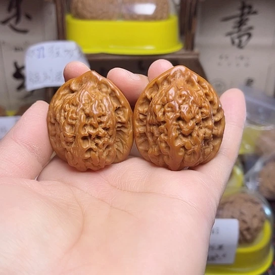 文玩核桃吊坠官帽