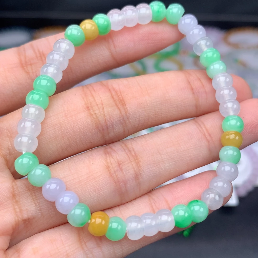 翡翠手链未镶嵌卡