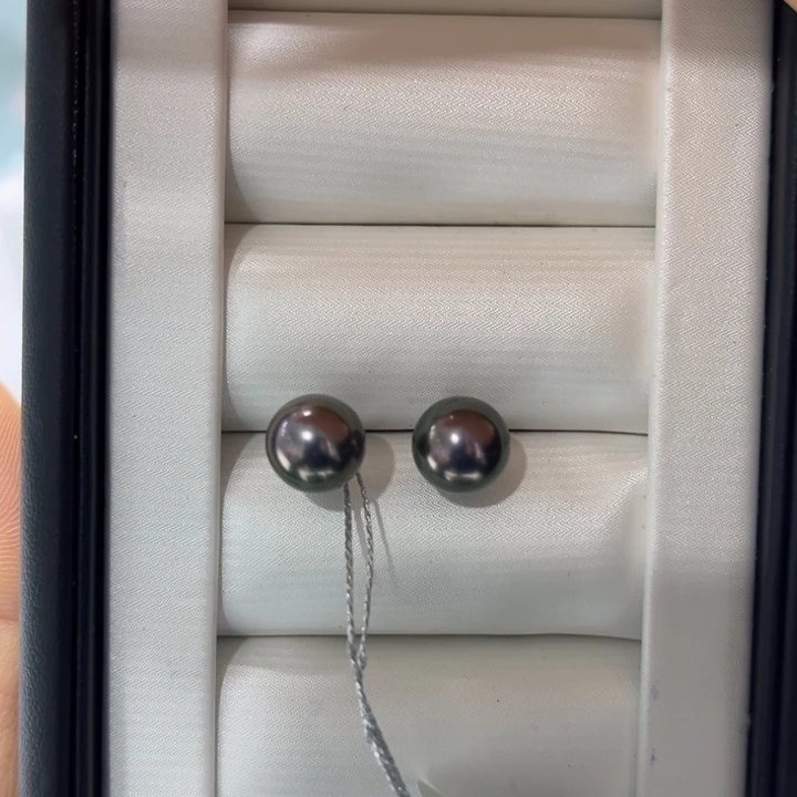 海水珍珠耳饰18K金镶嵌9-10mm