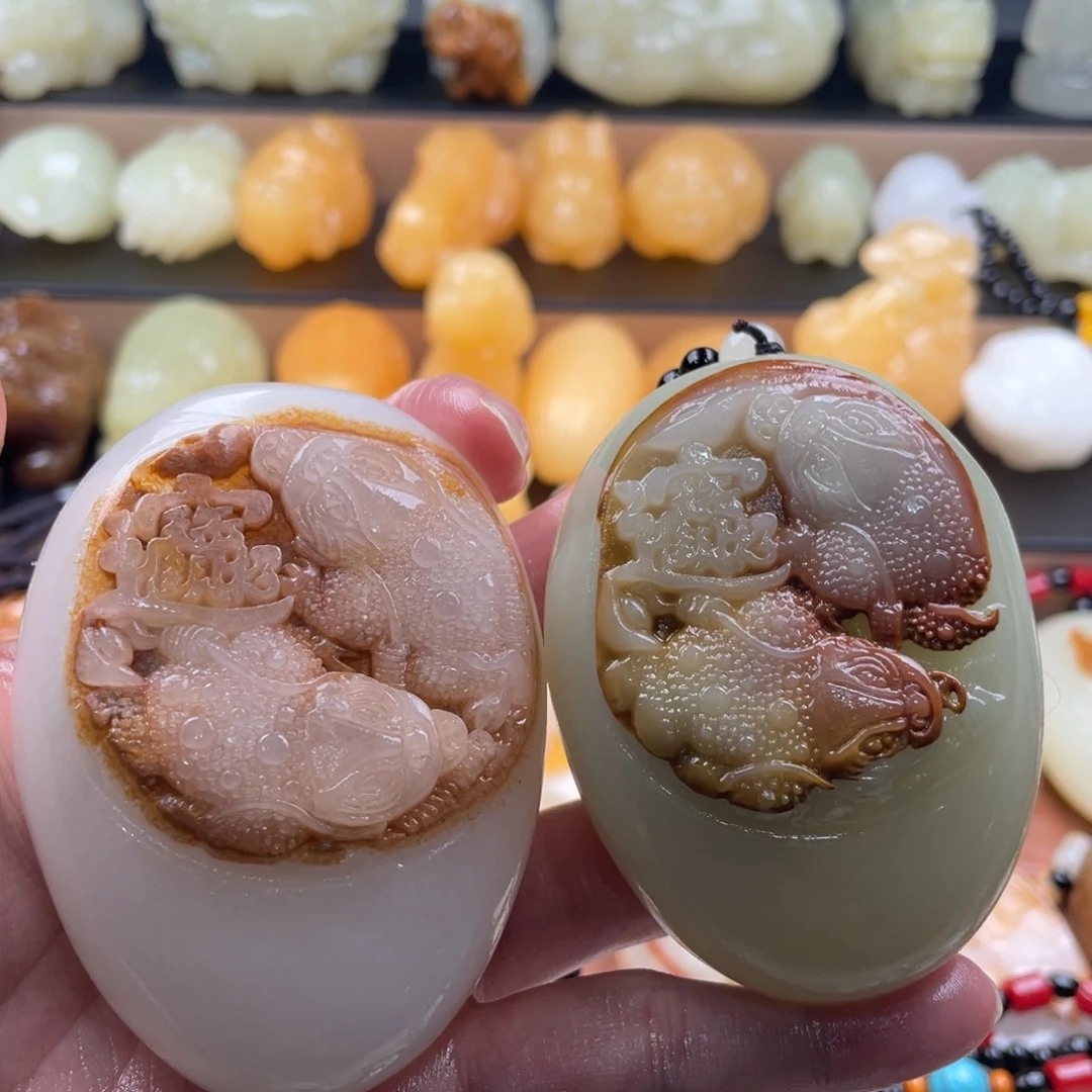 孤***狼石材天然古青石手把件